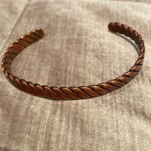 Elegant Copper Twist Bracelet